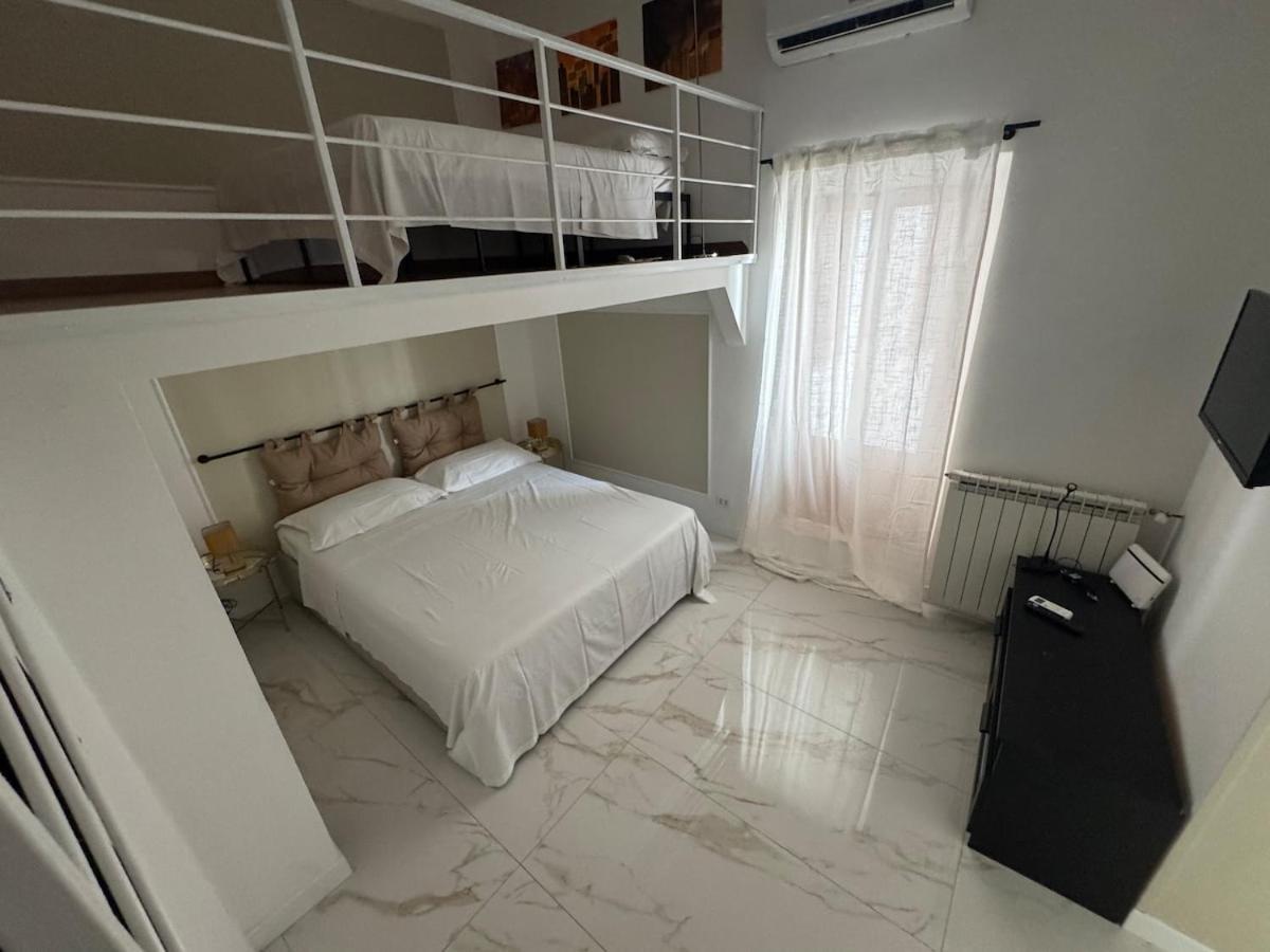 Vacanze Romane Apartment Rom