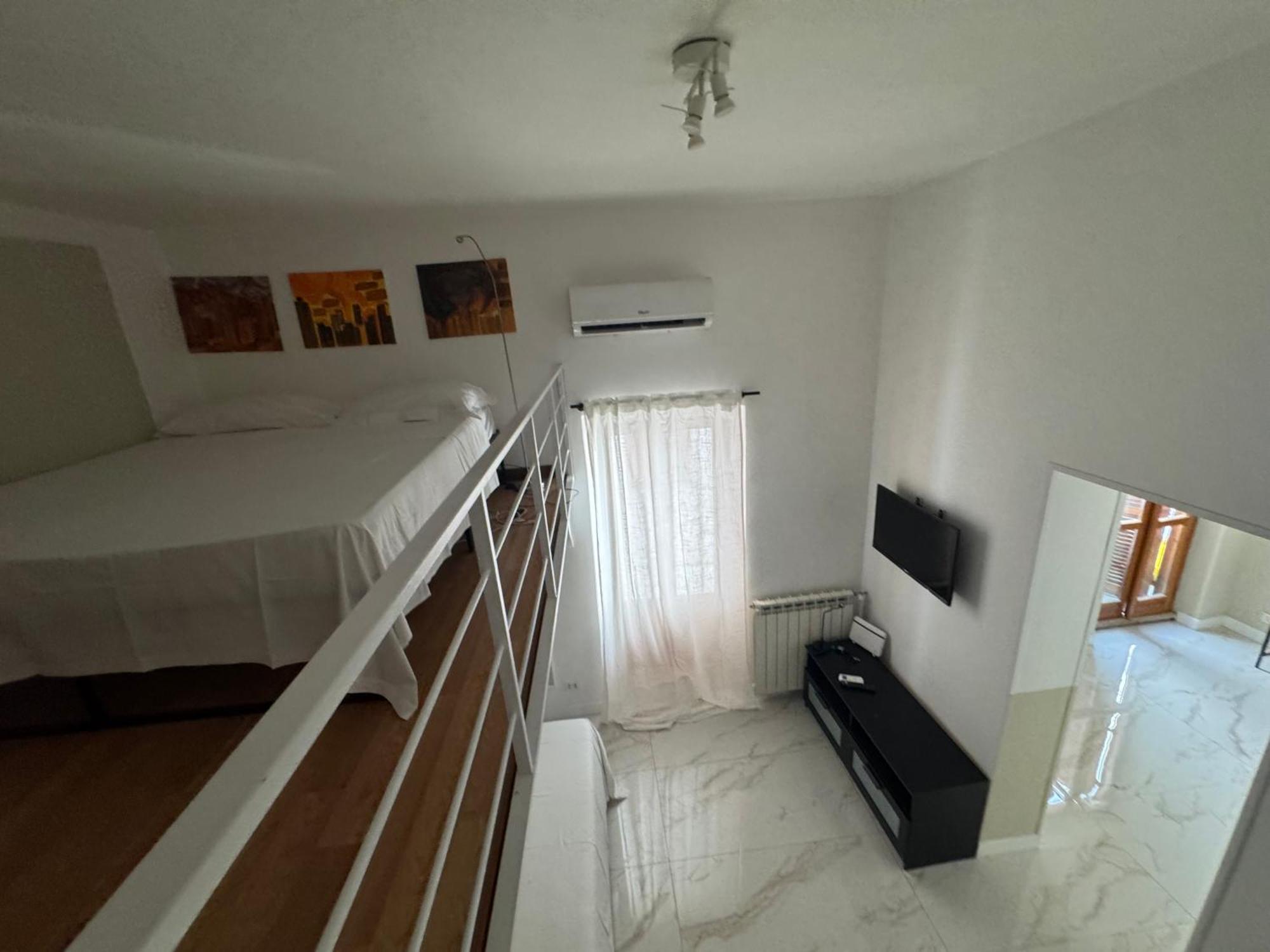 Vacanze Romane Apartment Rom